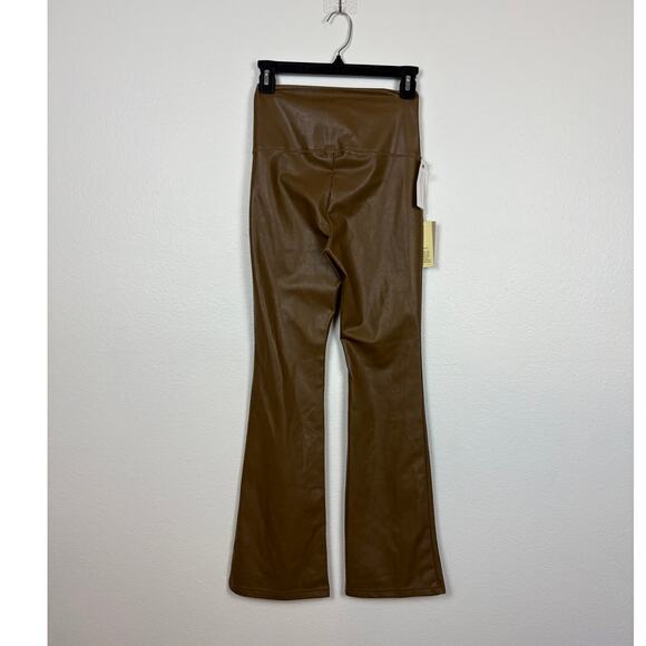 NWT Wilfred Free Aritzia Daria Flare Vegan Leather High Rise Pants Small - Picture 2 of 5